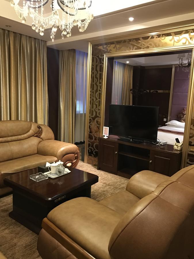 لاسا Huayu Paradise International Hotel المظهر الخارجي الصورة